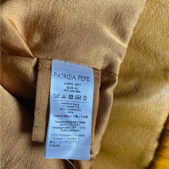 Patrizia Pepe Mustard Yellow Faux Fur Jacket Size 42 - Picture 4 of 10
